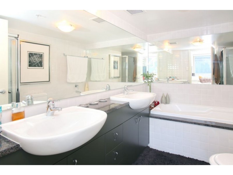 141/6 Cowper Wharf Road, Woolloomooloo NSW 2011