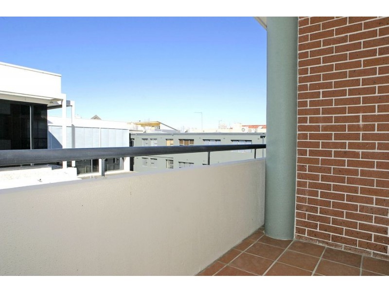 48/13 Ernest Street, Crows Nest NSW 2065