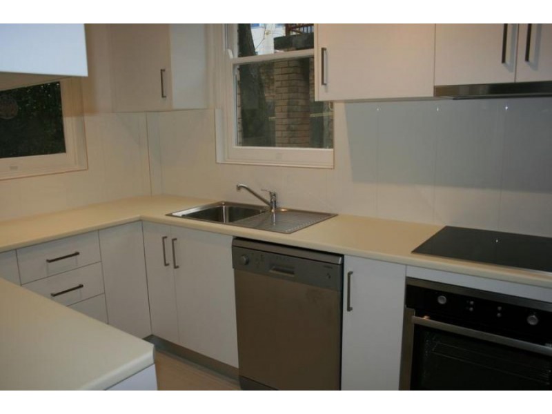 2/2 Morven Gardens Lane, Greenwich NSW 2065