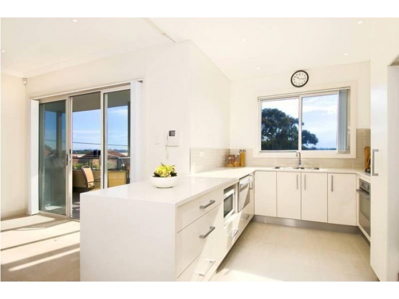 8/72 Ourimbah Road, Mosman NSW 2088