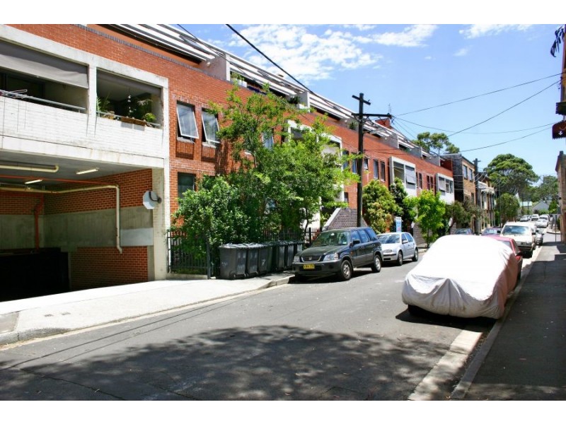 8/37 Iredale Street, Newtown NSW 2042