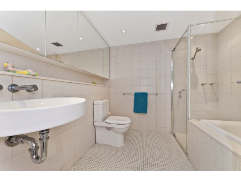 601/25 Refinery Drive, Pyrmont NSW 2009