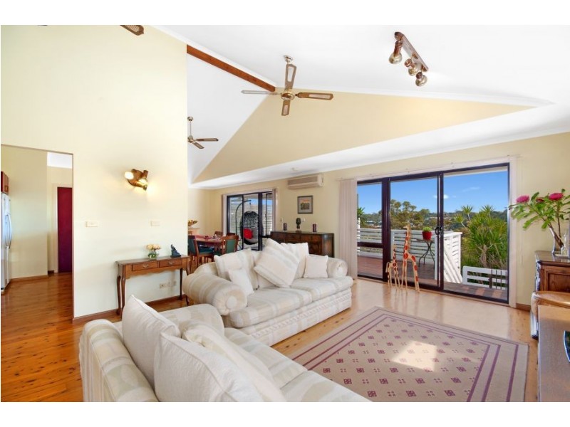 43 Victoria Avenue, Middle Cove NSW 2068