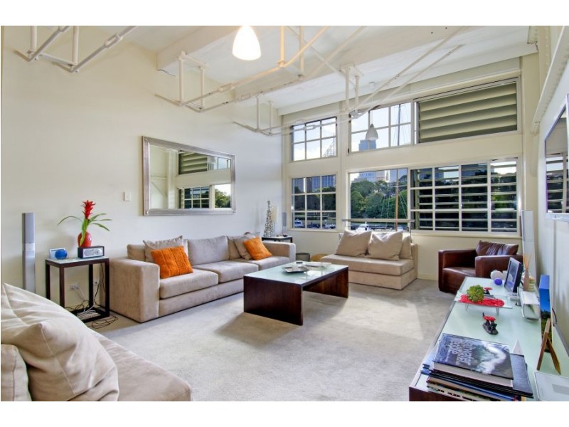 318 Finger Wharf, 6 Cowper Wharf Road, Woolloomooloo NSW 2011