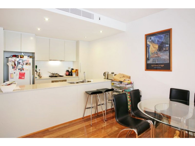 101/296-300 Pacific  Highway, Crows Nest NSW 2065