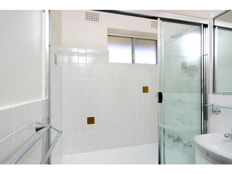 13/28 Meadow  Crescent, Meadowbank NSW 2114