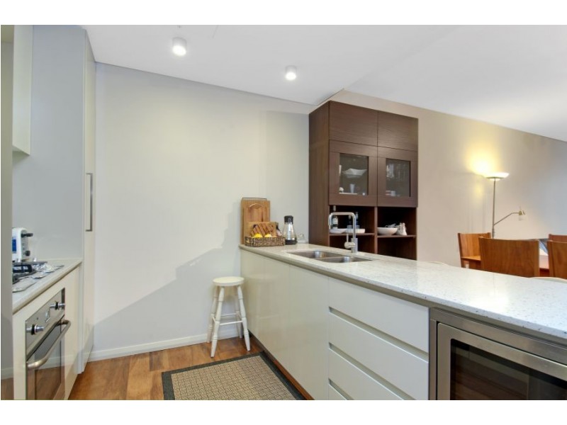 102/300 Pacific Highway, Crows Nest NSW 2065