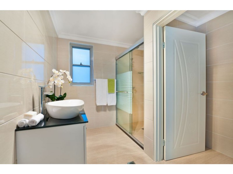 104 Western Crescent, Gladesville NSW 2111