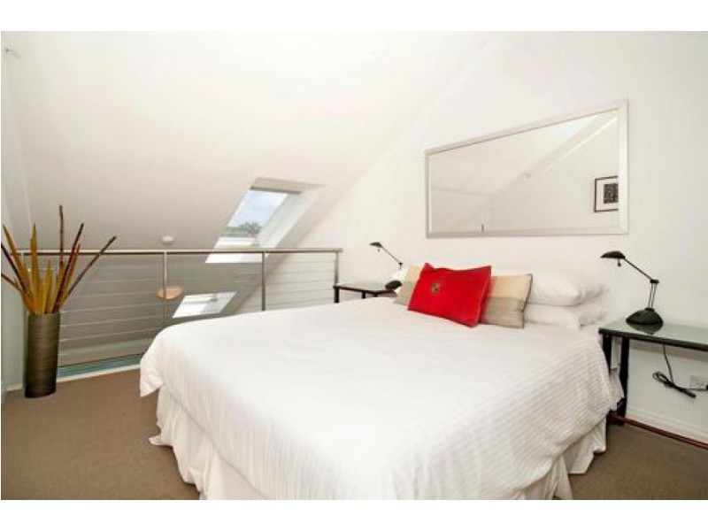 571/6 Cowper Wharf Road, Woolloomooloo NSW 2011