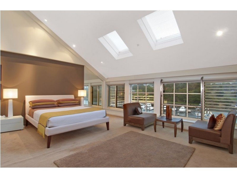 518/6 Cowper Wharf Road, Woolloomooloo NSW 2011