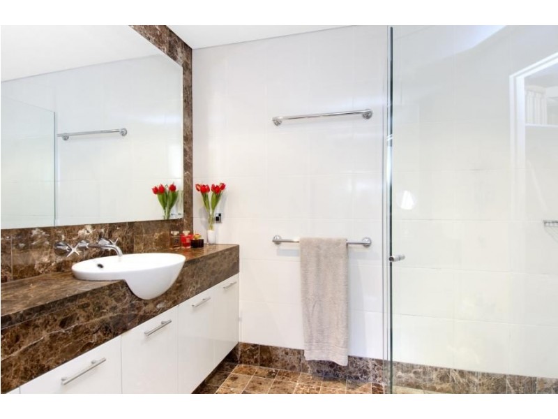 24 Point Street, Pyrmont NSW 2009