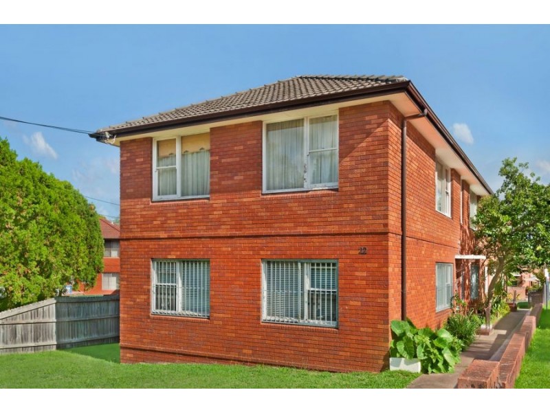 8/22 Unara Street, Campsie NSW 2194