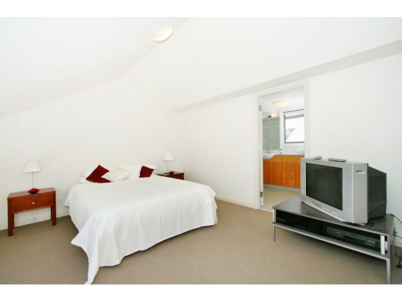 510 Finger Wharf, 6 Cowper Wharf Road, Woolloomooloo NSW 2011