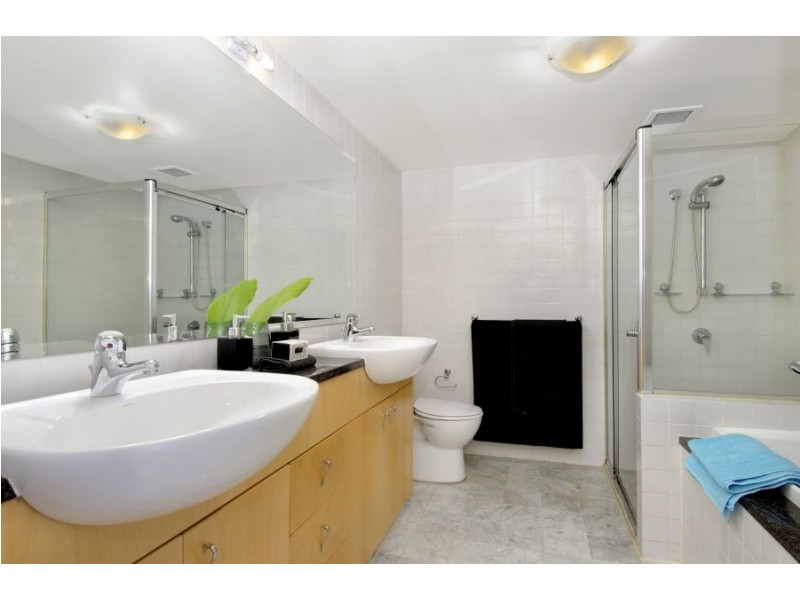 218 Finger Wharf, 6 Cowper Wharf Road, Woolloomooloo NSW 2011