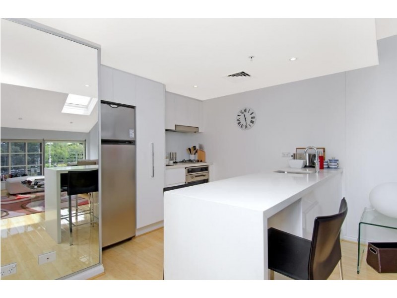 558/6 Cowper Wharf Road, Woolloomooloo NSW 2011