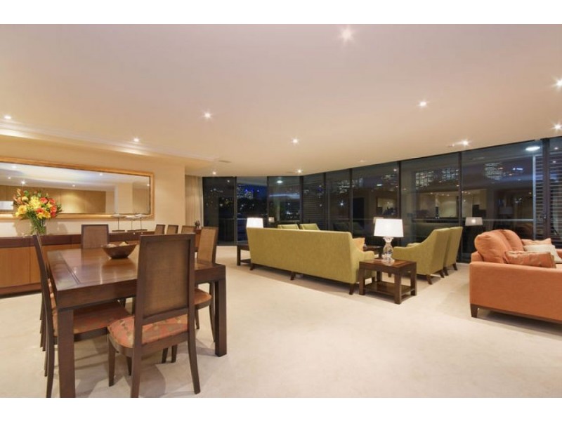3 Exclusive Finger Wharf Penthouse, 6 Cowper Wharf Road, Woolloomooloo NSW 2011