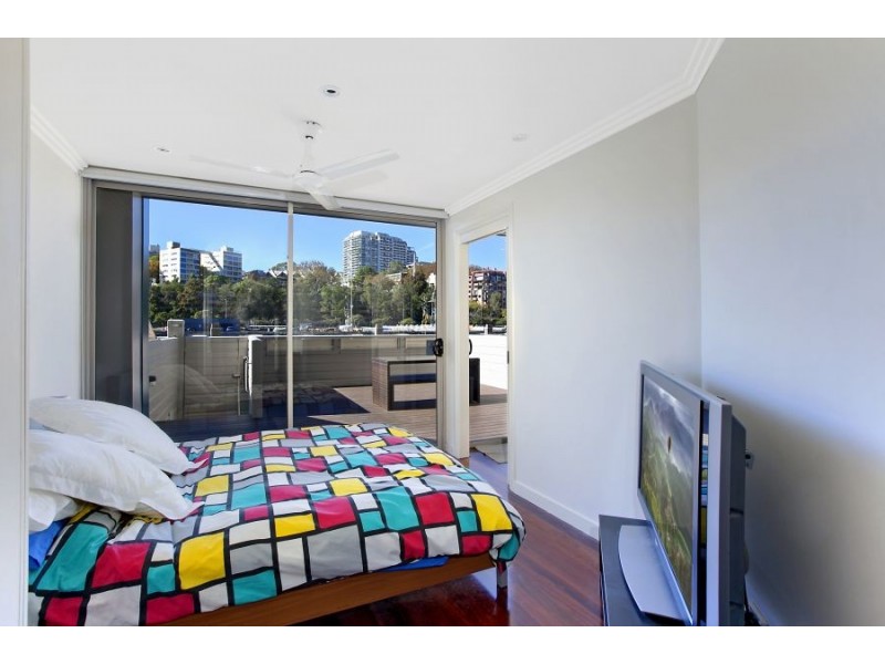 139 Finger Wharf, 6 Cowper Wharf Road, Woolloomooloo NSW 2011