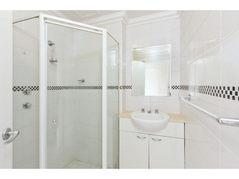 4/13 Ernest Street, Crows Nest NSW 2065