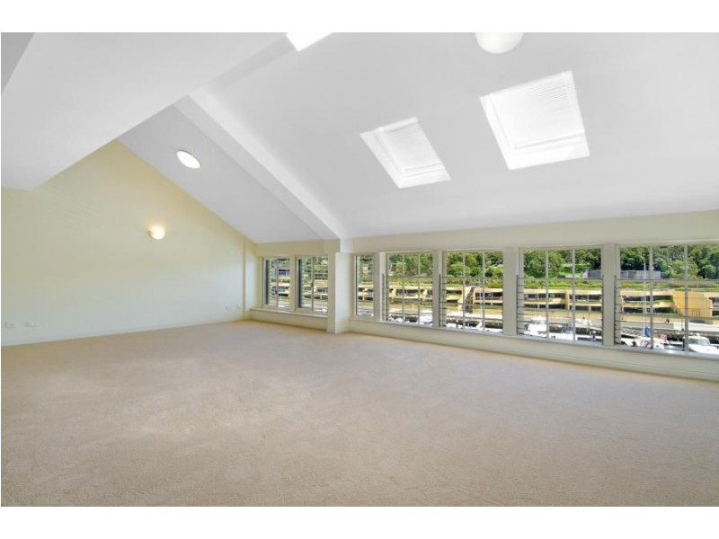 505 Finger Wharf, 6 Cowper Wharf Road, Woolloomooloo NSW 2011