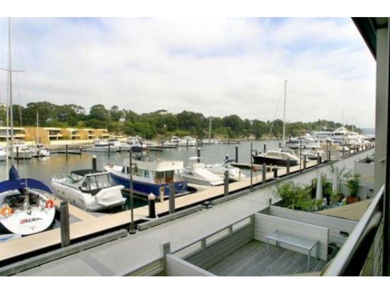 201 Finger Wharf, 6 Cowper Wharf Road, Woolloomooloo NSW 2011