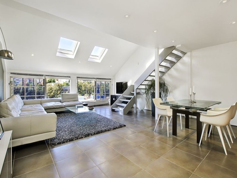 527 Finger Wharf, 6 Cowper Wharf Road, Woolloomooloo NSW 2011