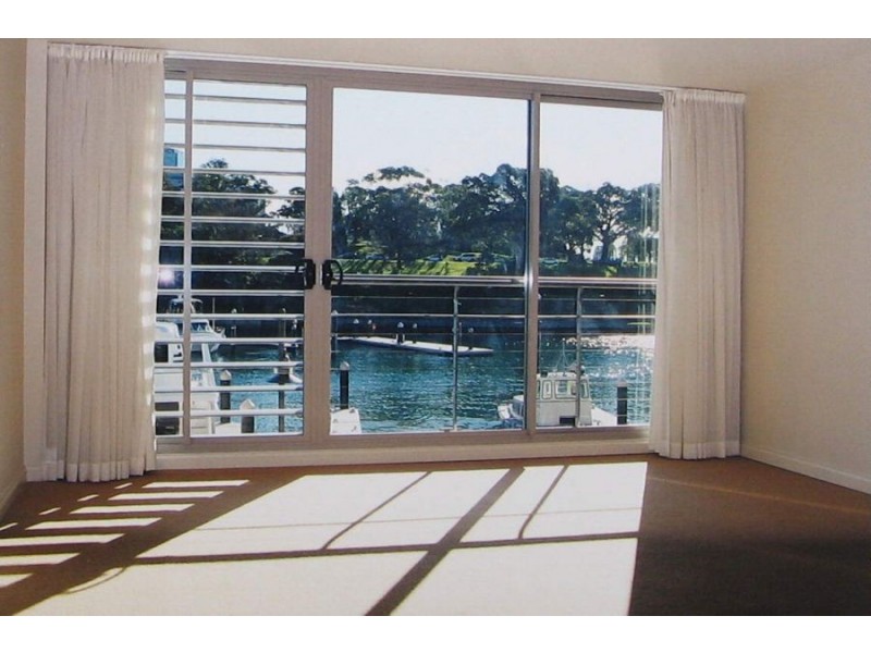 214 Finger Wharf, 6 Cowper Wharf Road, Woolloomooloo NSW 2011