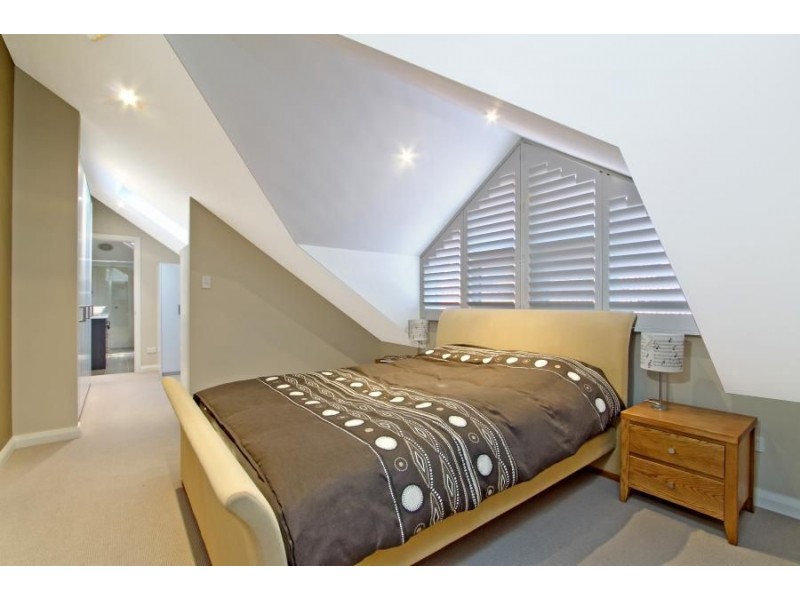 27 Sinclair Street, Wollstonecraft NSW 2065