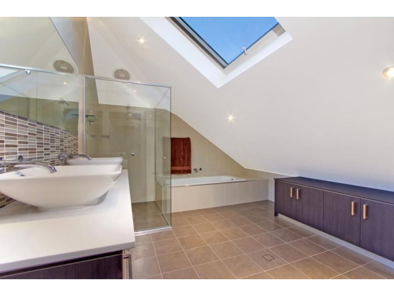 27 Sinclair Street, Wollstonecraft NSW 2065