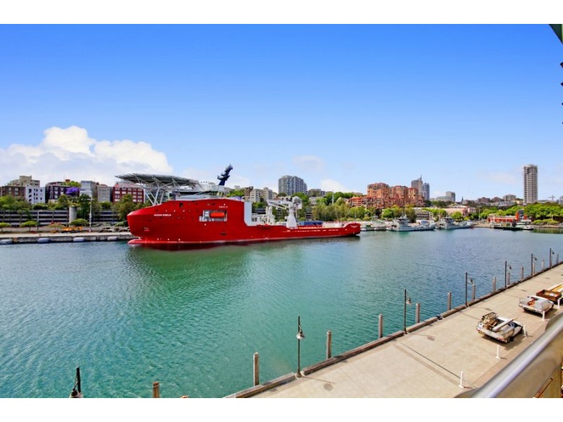 421 Finger Wharf, 6 Cowper Wharf Road, Woolloomooloo NSW 2011