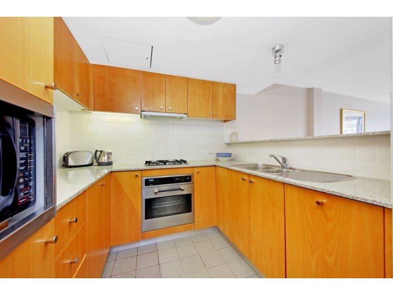 421 Finger Wharf, 6 Cowper Wharf Road, Woolloomooloo NSW 2011