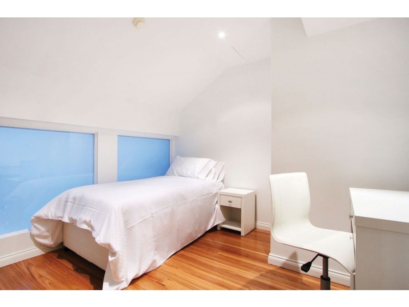 580 Finger Wharf, 6 Cowper Wharf Road, Woolloomooloo NSW 2011