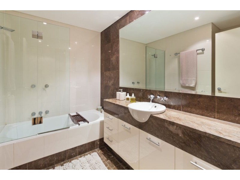 B602/24-26 Point Street, Pyrmont NSW 2009