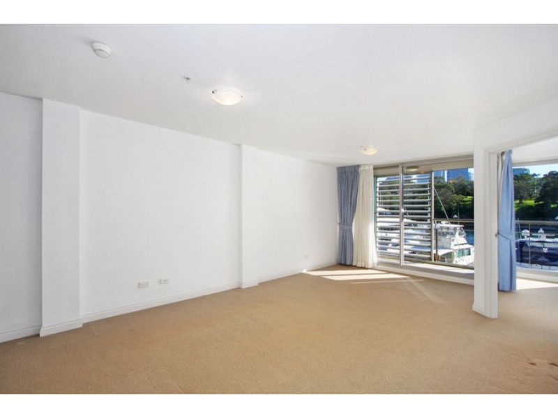 220 Finger Wharf, 6 Cowper Wharf Road, Woolloomooloo NSW 2011