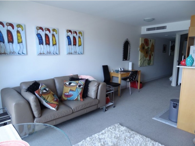 238 Finger Wharf, 6 Cowper Wharf Road, Woolloomooloo NSW 2011