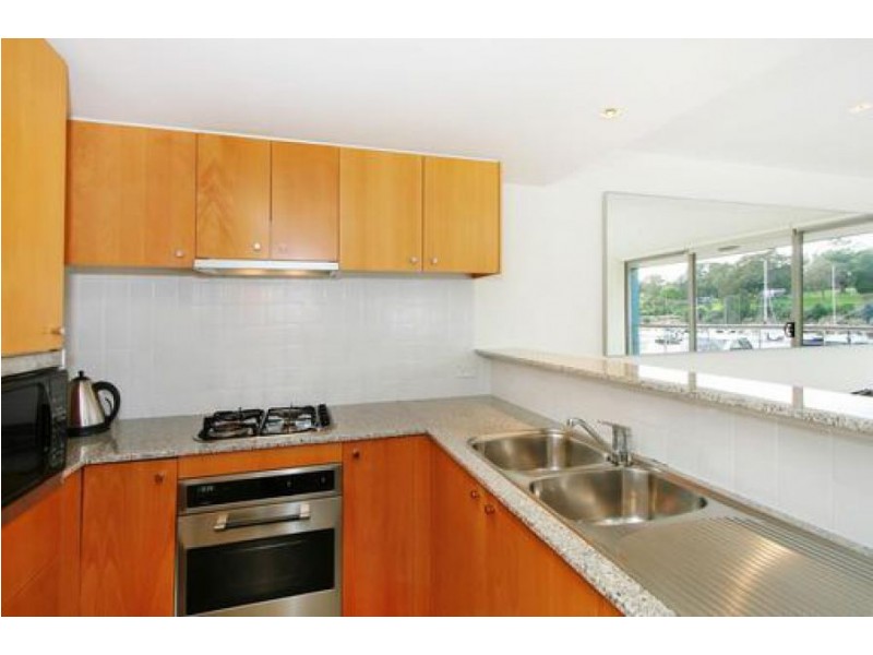 207 Finger Wharf, 6 Cowper Wharf Road, Woolloomooloo NSW 2011