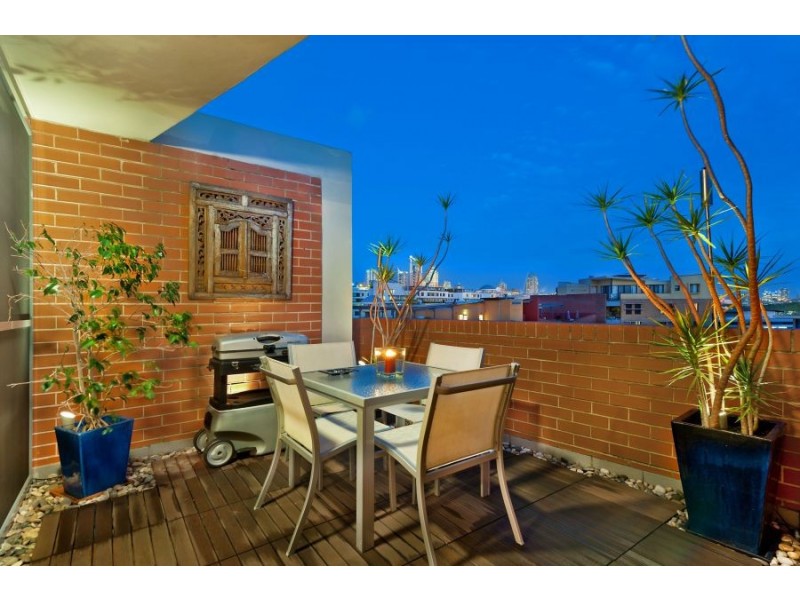 9/17 Quarry Master Drive, Pyrmont NSW 2009