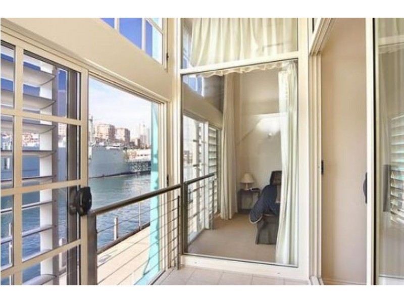 335 Finger Wharf 6 Cowper Wharf Road, Woolloomooloo NSW 2011