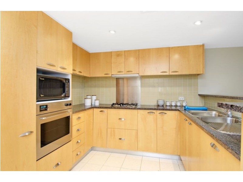 504 Finger Wharf, 6 Cowper Wharf Road, Woolloomooloo NSW 2011