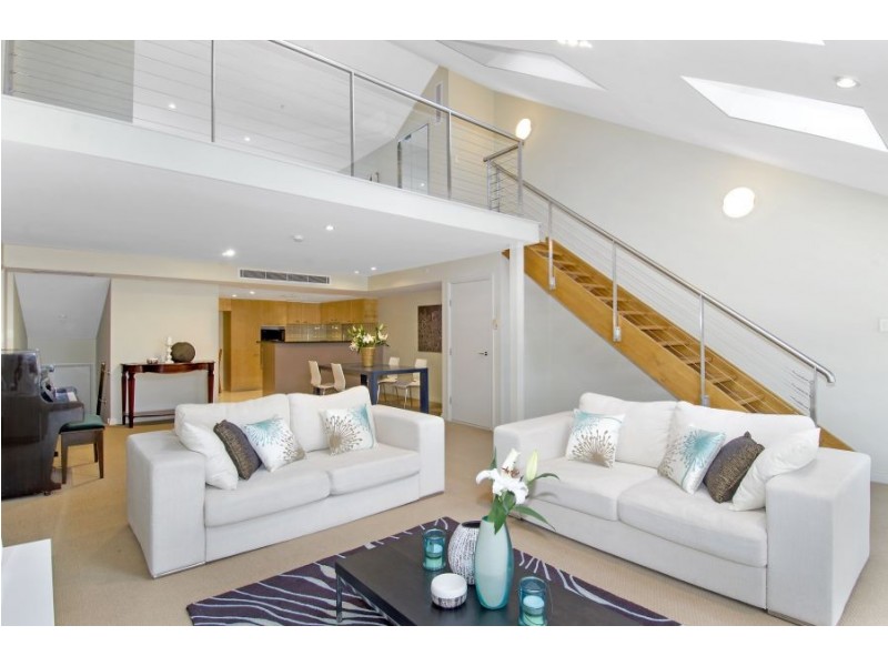 504 Finger Wharf, 6 Cowper Wharf Road, Woolloomooloo NSW 2011