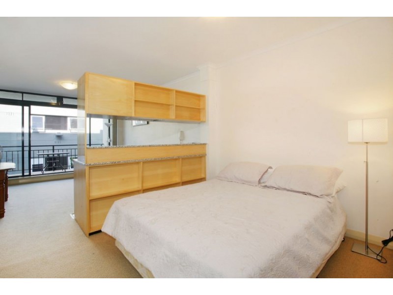 15/175 Cathedral Street, Woolloomooloo NSW 2011