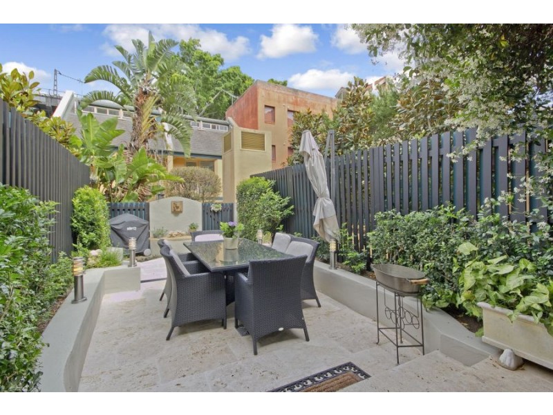 2/52-56 Jeffrey Street, Kirribilli NSW 2061