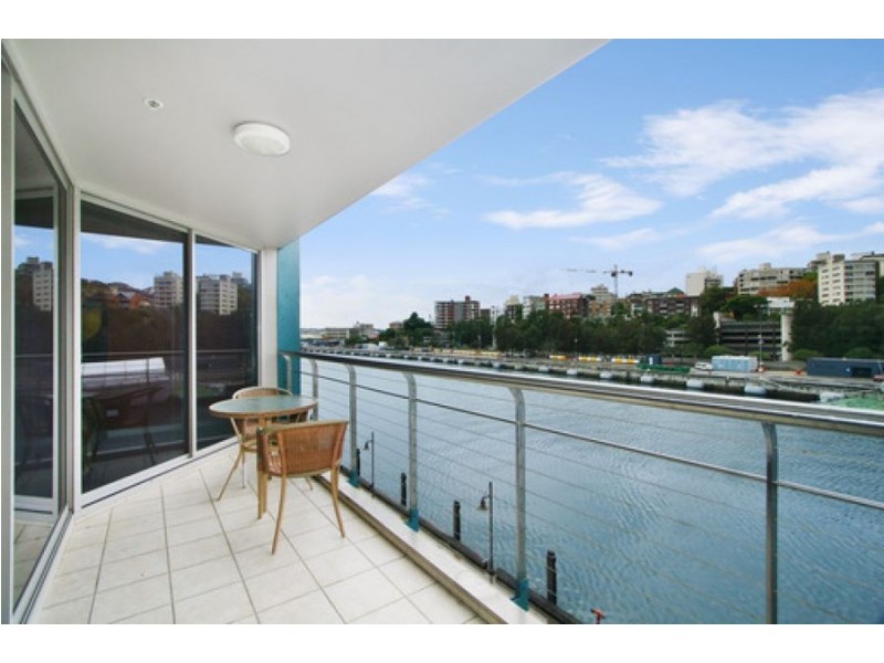 433 Finger Wharf, 6 Cowper Wharf Road, Woolloomooloo NSW 2011