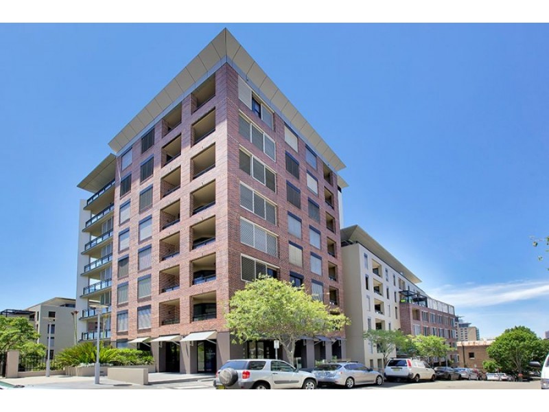 C301/24-26 Point St, Pyrmont NSW 2009