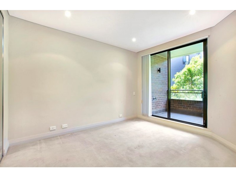 C301/24-26 Point St, Pyrmont NSW 2009