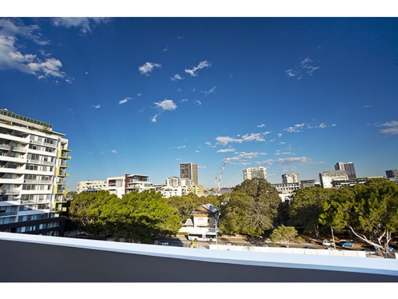 C614/17 Joynton Avenue, Zetland NSW 2017