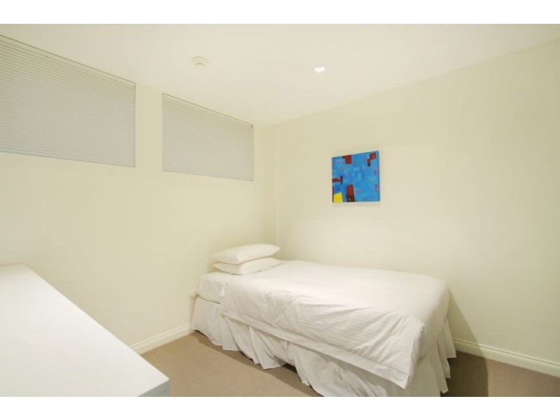 207 Finger Wharf, 6 Cowper Wharf Road, Woolloomooloo NSW 2011