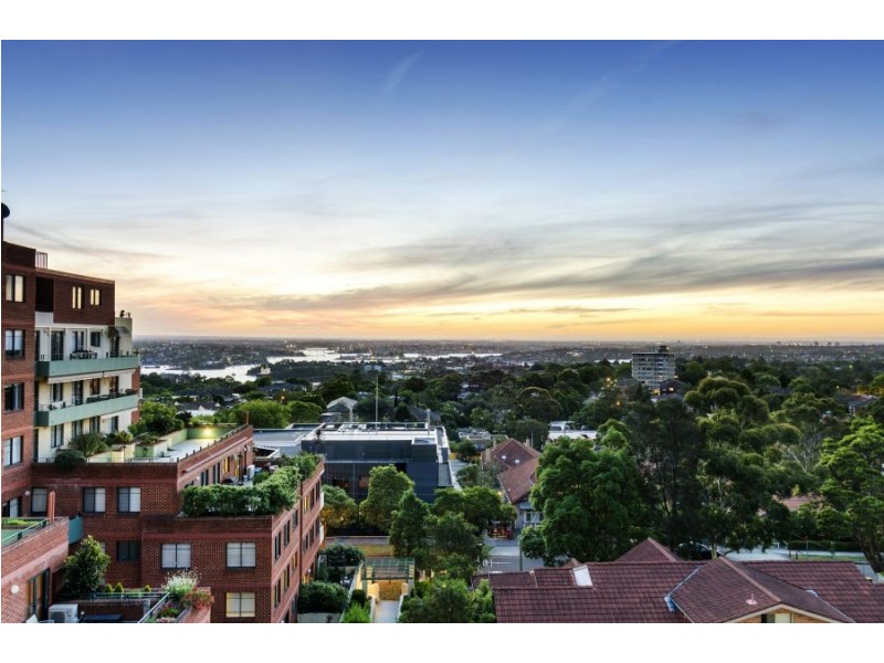 210 Pacific Highway, Crows Nest NSW 2065