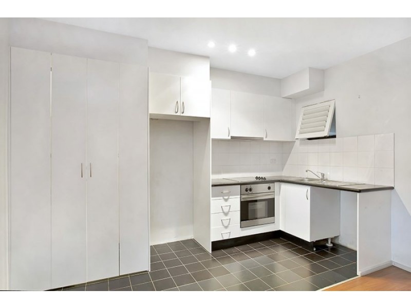 9/128 Cathedral Street, Woolloomooloo NSW 2011