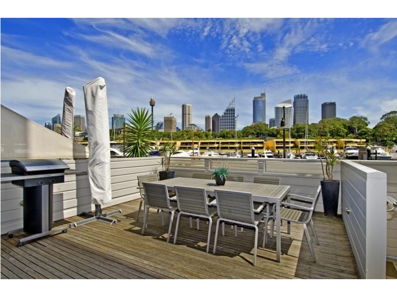 106 Finger Wharf, 6 Cowper Wharf Road, Woolloomooloo NSW 2011