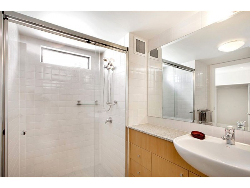 560 Finger Wharf, 6 Cowper Wharf Road, Woolloomooloo NSW 2011